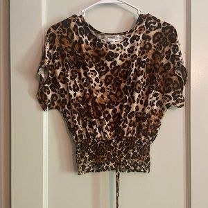 Leopard crop with tie